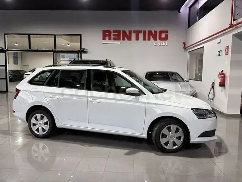Usado Skoda Fabia Ambition 95 CV (69 kW) 2021 Blanco Utilitario