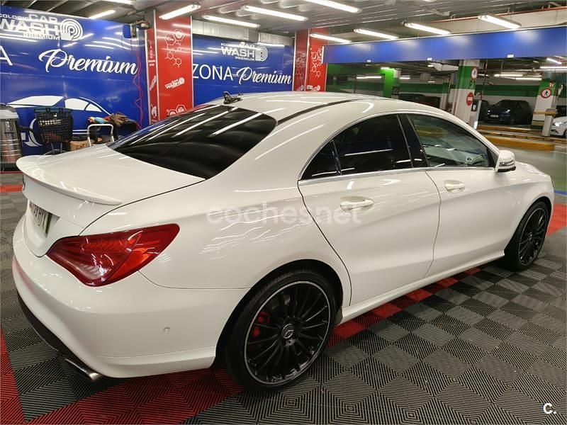 Usado Mercedes CLA220 Urban 170 CV (125 kW) 2014 Blanco Berlina