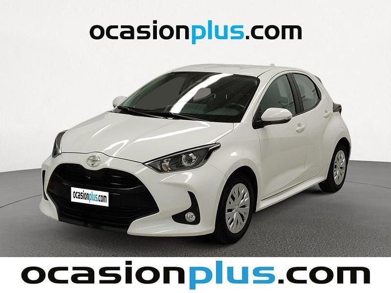 Blanco Usado 2023 Toyota Yaris Active Utilitario | 14.537 € (Precio justo) - Imagen 1/4