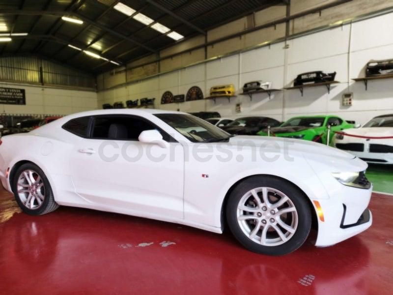 Usado Chevrolet Camaro 405 CV (297 kW) 2019 Blanco Coupe