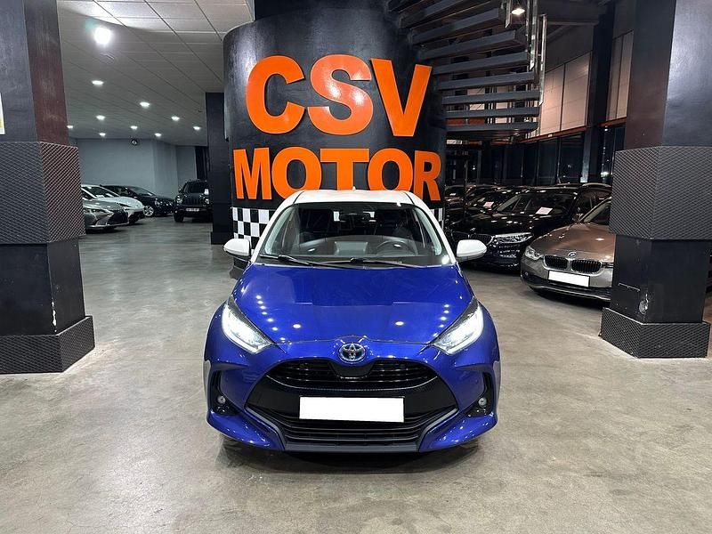 Usado Toyota Yaris Edition 125 CV (91 kW) 2021 Azul Berlina