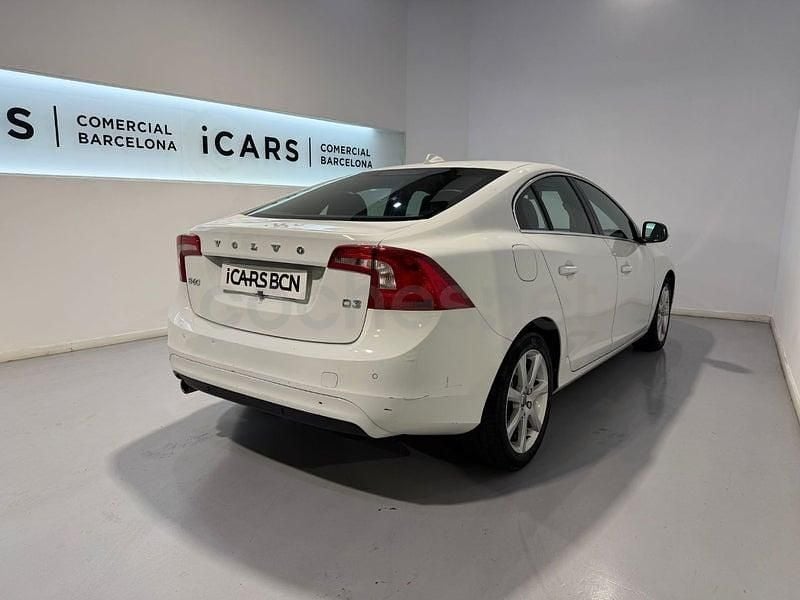 Usado Volvo S60 Kinetic 150 CV (110 kW) 2016 Blanco Berlina