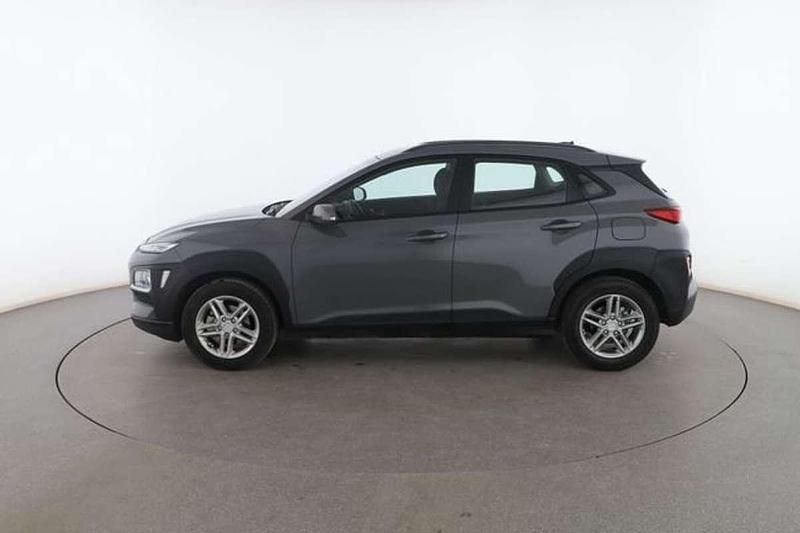 Usado Hyundai Kona 121 CV (88 kW) 2020 Gris SUV