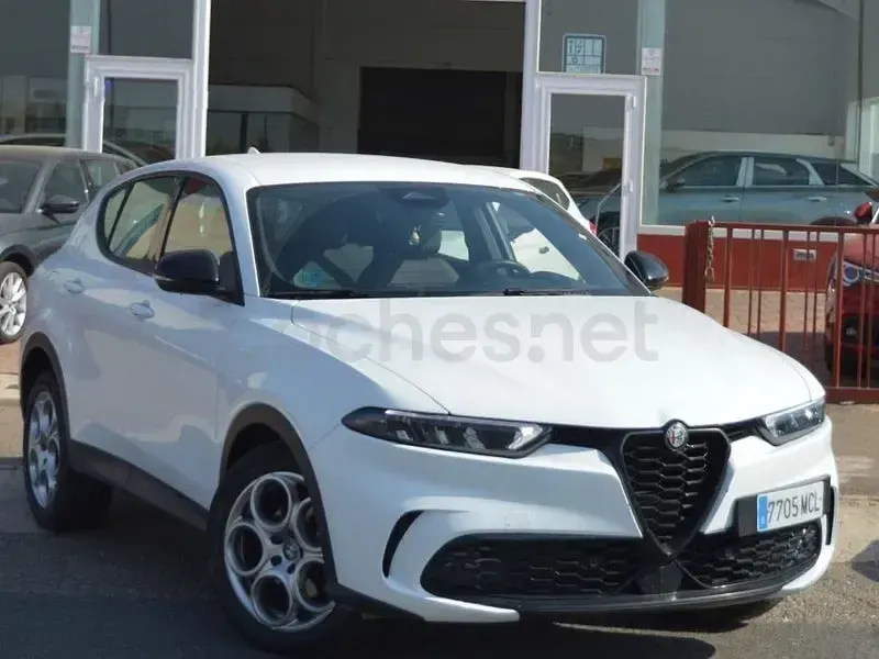 Usado Alfa Romeo Tonale Sprint 130 CV (95 kW) 2023 Blanco SUV