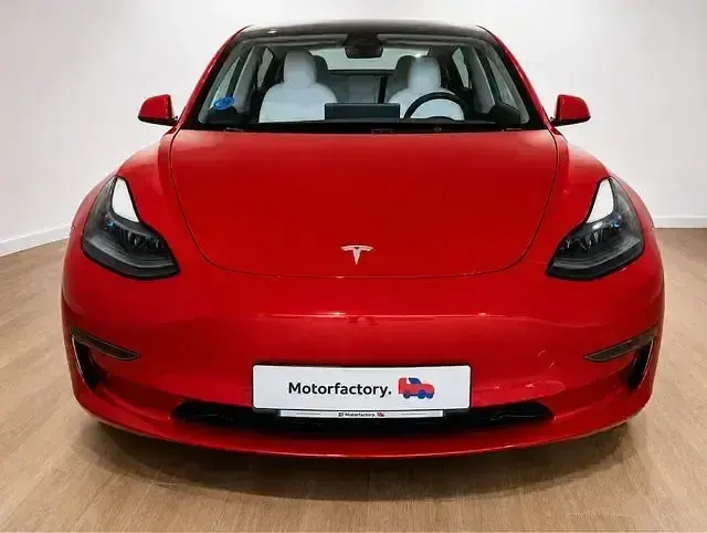Usado Tesla Model 3 366 kW (498 CV) 2023 Rojo Berlina