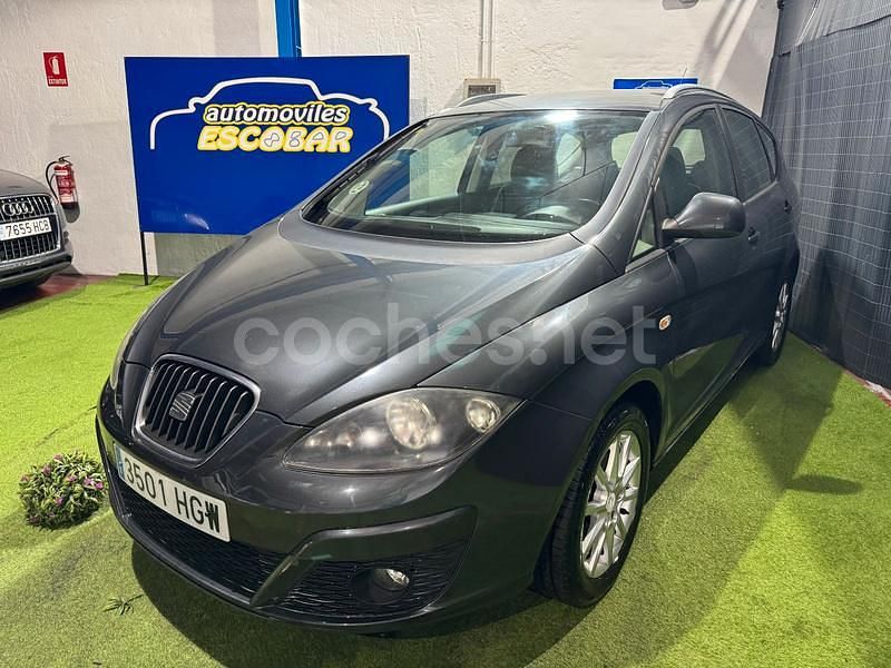 Gris / plata Usado 2011 Seat Altea XL Style Monovolumen | 3990 € (Un poco caro) - Imagen 1/4