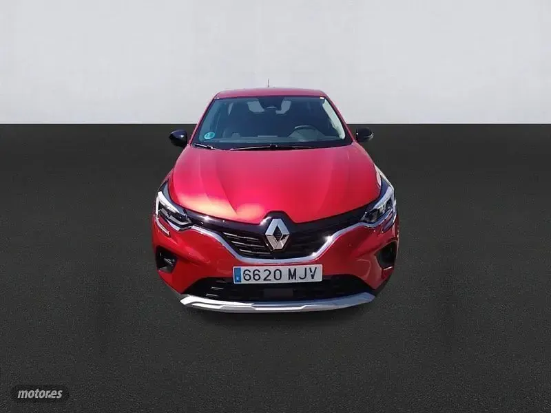 Usado Renault Captur Evolution 145 CV (106 kW) 2023 Rojo SUV