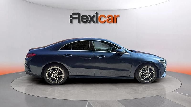 Usado Mercedes CLA180 136 CV (100 kW) 2023 Azul Berlina