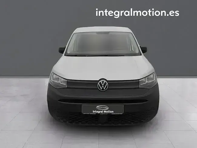 Usado VW Caddy Maxi 102 CV (75 kW) 2023 Gris Monovolumen