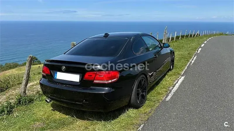 Usado BMW 320 170 CV (125 kW) 2008 Negro Coupe