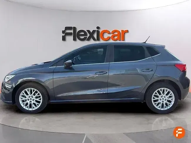 Usado Seat Ibiza 115 CV (84 kW) 2024 Negro Utilitario