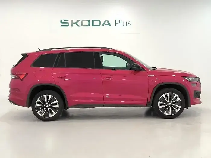 Usado Skoda Kodiaq SportLine 201 CV (147 kW) 2024 Blanco SUV