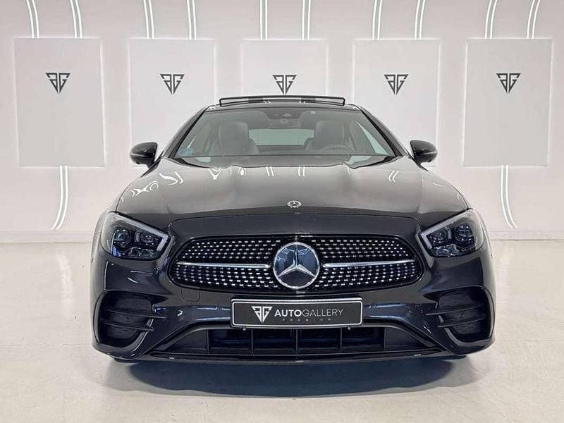Usado Mercedes E400 330 CV (242 kW) 2021 Gris Coupe