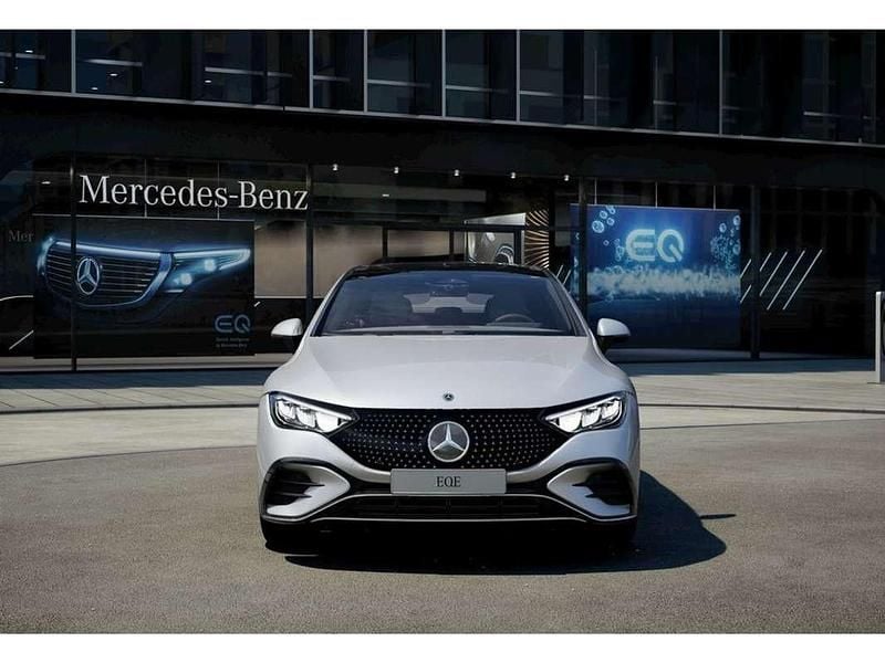 Usado Mercedes EQE350 214 kW (292 CV) 2024 Plateado Berlina
