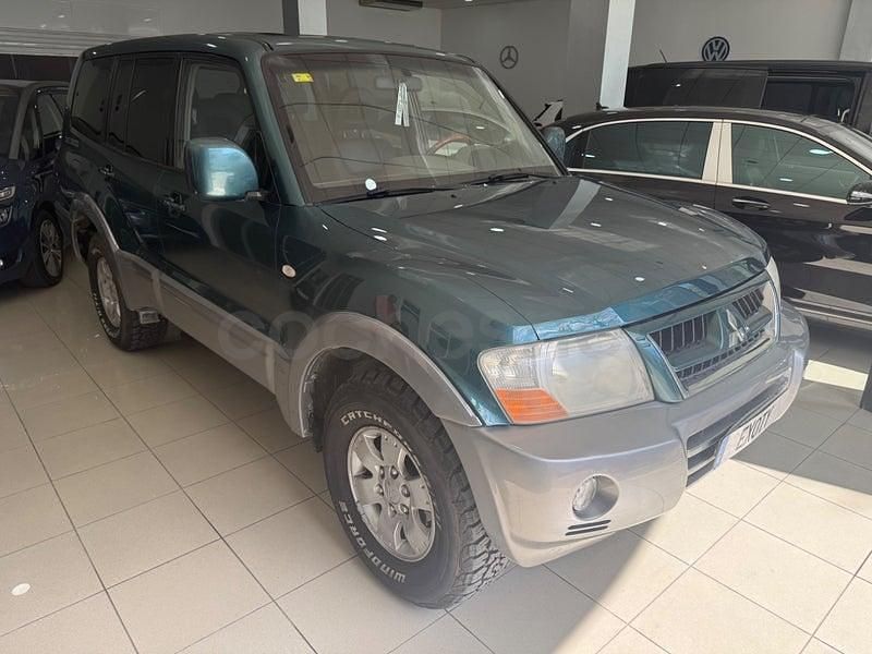 Usado Mitsubishi Montero 160 CV (117 kW) 2004 Verde SUV