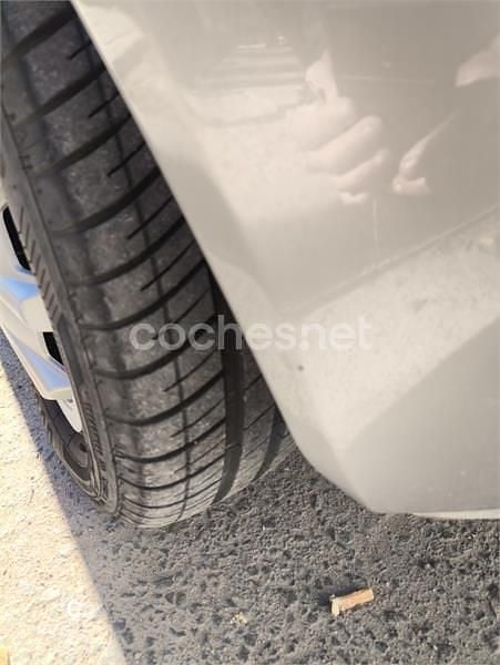 Gris / plata Usado 2008 Ford Ka Collection Berlina | 2600 € (Precio justo) - Imagen 1/4