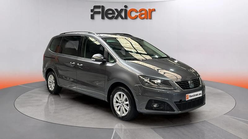 Usado Seat Alhambra Style 150 CV (110 kW) 2022 Gris Monovolumen