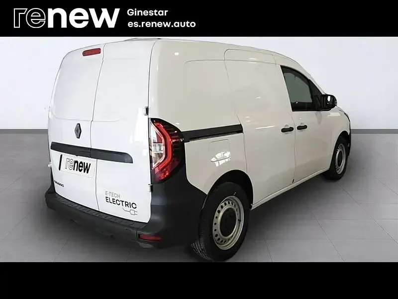 Usado Renault Kangoo 89 kW (122 CV) 2025 Blanco Monovolumen
