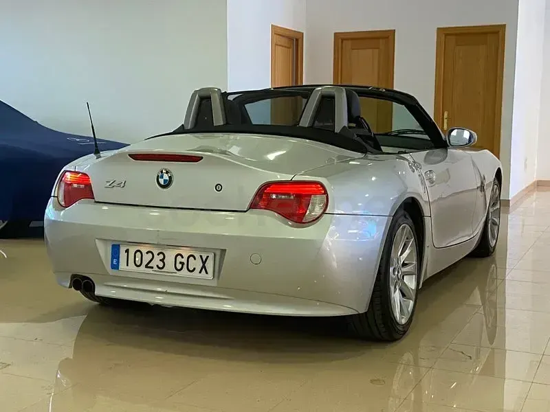 Usado BMW Z4 177 CV (130 kW) 2008 Gris / plata Descapotable