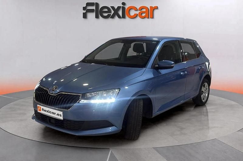 Usado Skoda Fabia Ambition 95 CV (69 kW) 2019 Azul Berlina