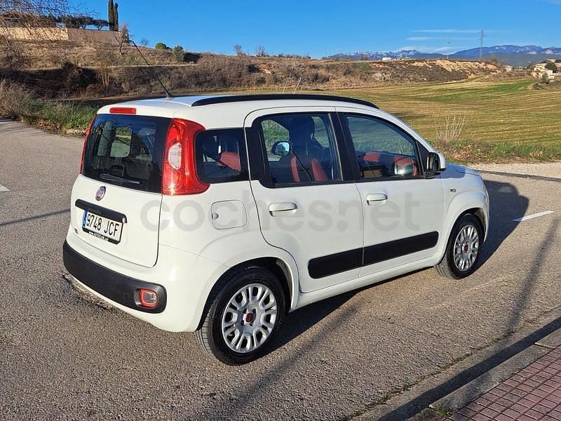 Usado Fiat Panda Young 69 CV (50 kW) 2015 Blanco Utilitario