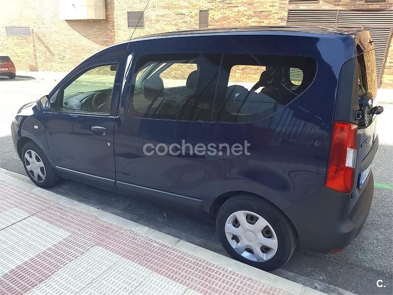 Usado Dacia Dokker Ambiance 75 CV (55 kW) 2015 Azul Monovolumen