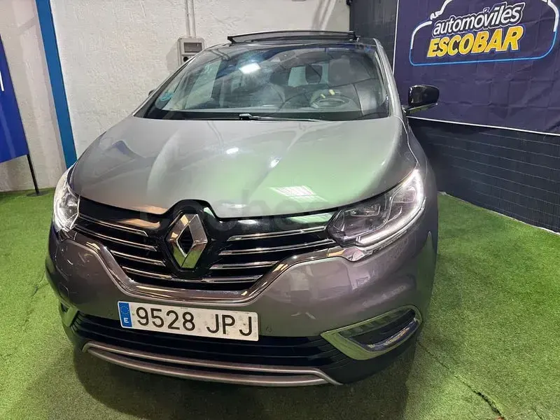 Usado Renault Espace Zen 160 CV (117 kW) 2016 Gris / plata Monovolumen