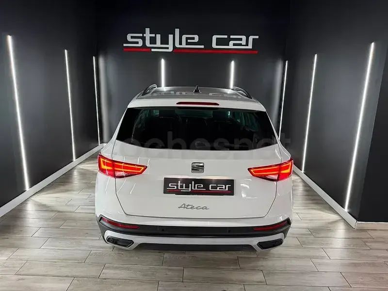 Usado Seat Ateca Style 150 CV (110 kW) 2022 Blanco SUV