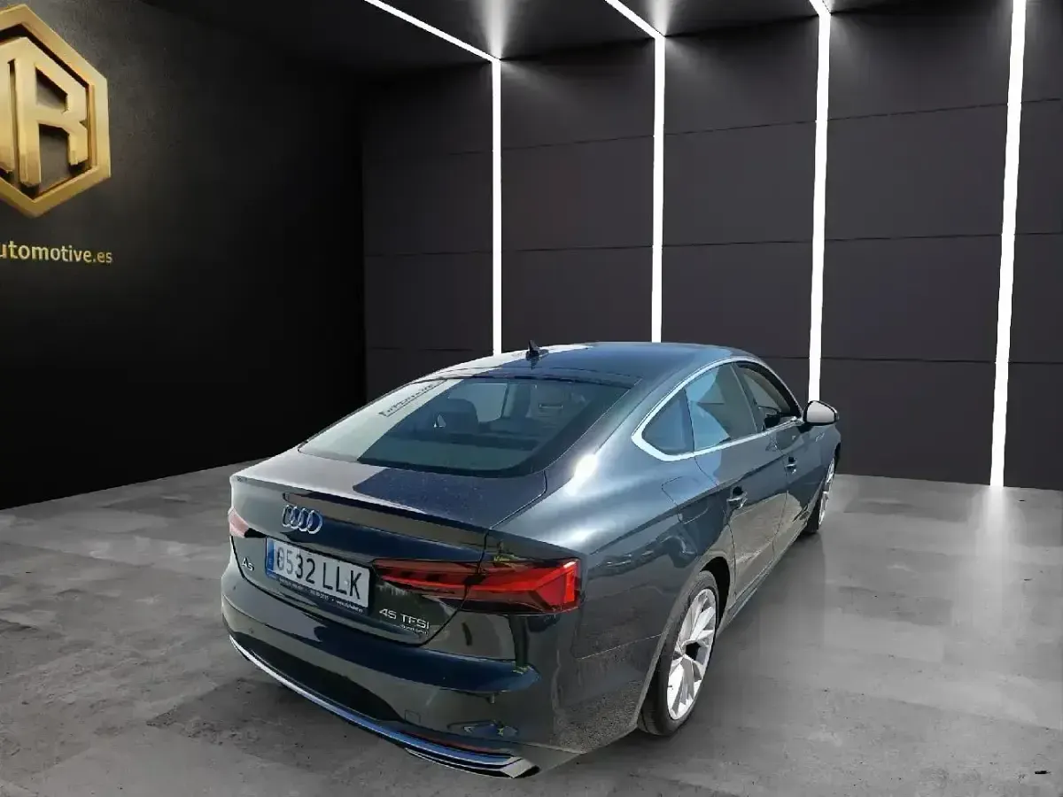 Usado Audi A5 Sportback Advanced Plus 265 CV (194 kW) 2020 Gris Utilitario