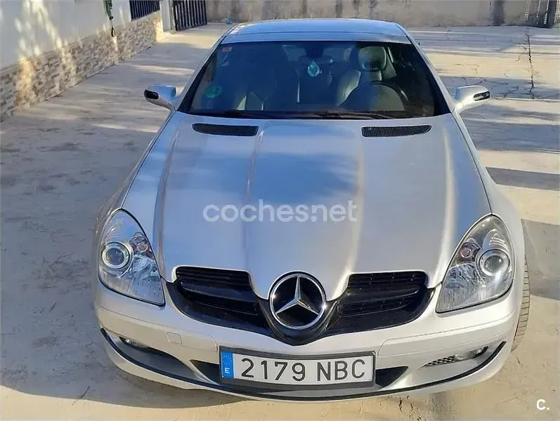 Usado Mercedes SLK200 163 CV (119 kW) 2004 Gris / plata Descapotable