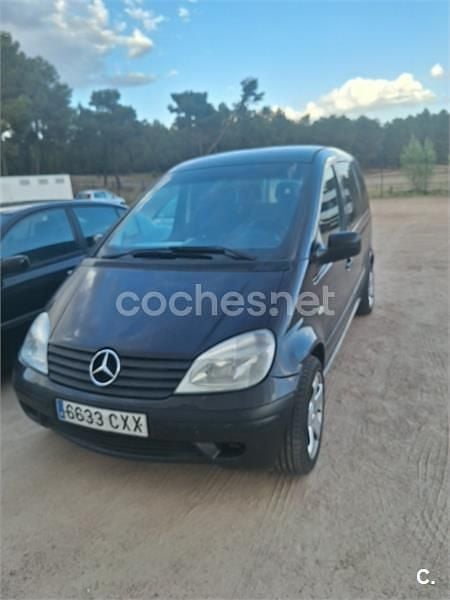 Usado Mercedes Vaneo 91 CV (66 kW) 2004 Azul Monovolumen