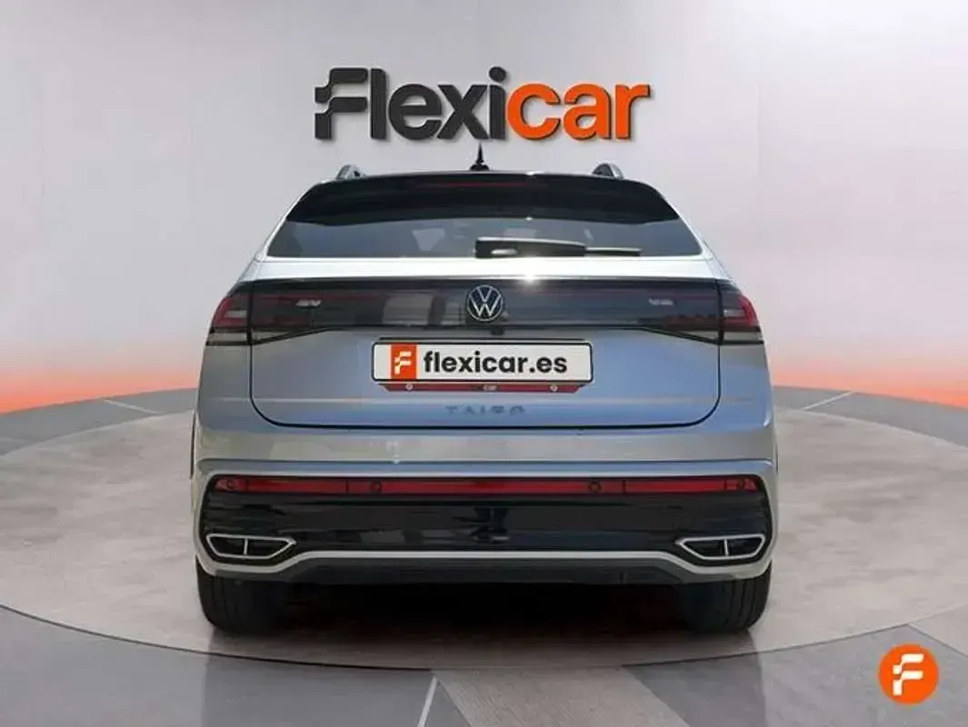 Usado VW Taigo R-line 150 CV (110 kW) 2022 Gris SUV