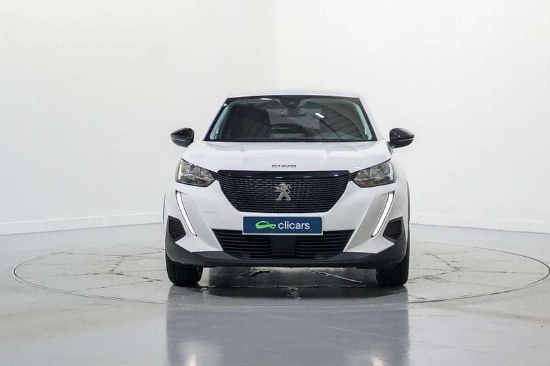 Usado Peugeot 2008 Active 110 CV (80 kW) 2022 Blanco SUV
