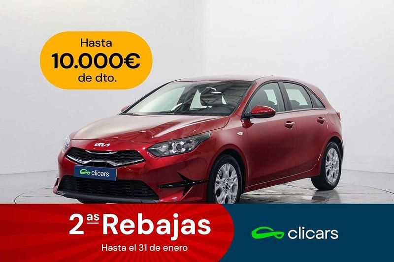 Rojo Usado 2023 Kia Ceed Utilitario | 13.790 € (Super precio) - Imagen 1/4
