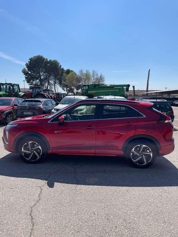 Usado Mitsubishi Eclipse Cross 188 CV (138 kW) 2022 Rojo SUV