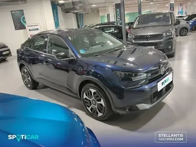 Usado Citroën C4 136 CV (100 kW) 2025 Azul SUV