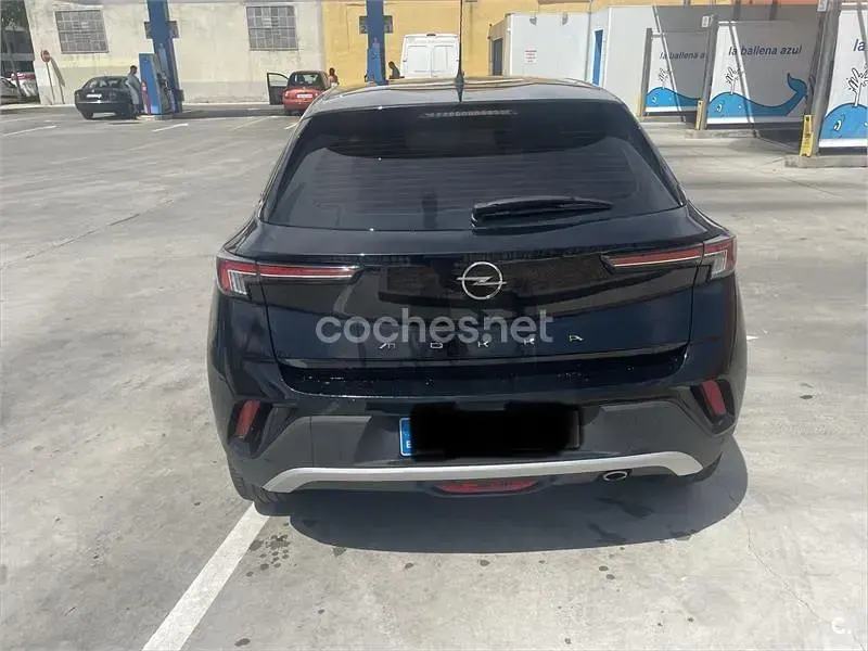 Usado Opel Mokka Business Elegance 110 CV (80 kW) 2022 Negro SUV