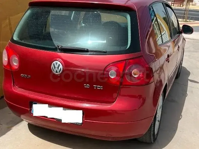 Usado VW Golf IV Sportline 110 CV (80 kW) 2004 Granate Berlina