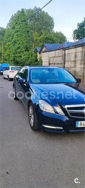 Usado Mercedes E220 Avantgarde 170 CV (125 kW) 2011 Azul Berlina