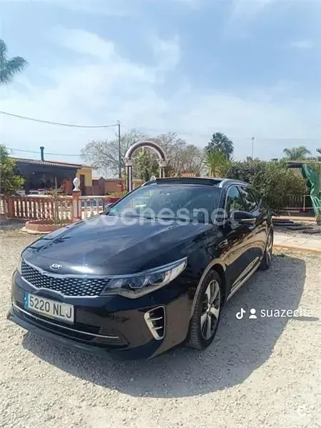 Usado Kia Optima GT-Line 141 CV (103 kW) 2018 Negro Familiar