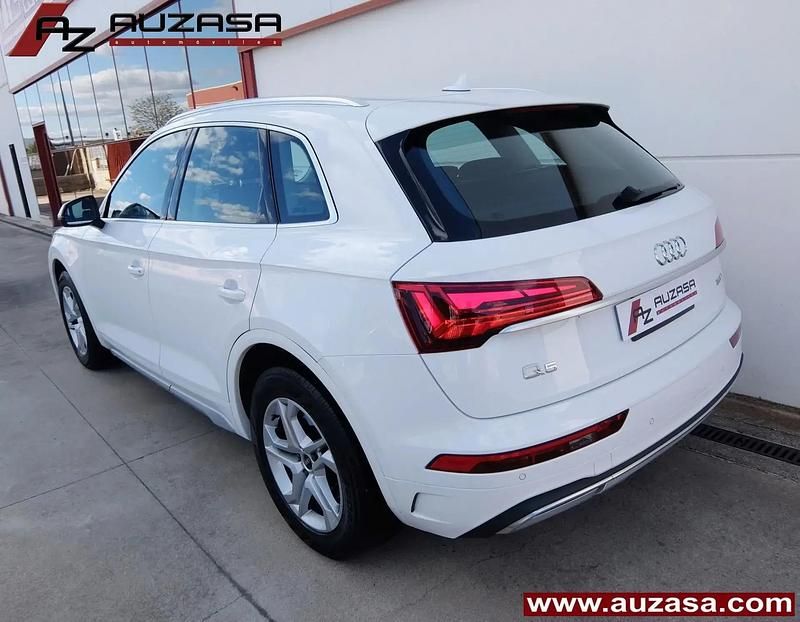 Begagnad Audi Q5 Advanced 163 HK (119 kW) 2021 Vit SUV