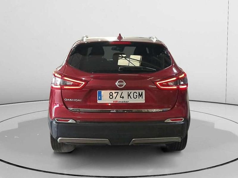 Usado Nissan Qashqai Premium Edition 117 CV (86 kW) 2017 Rojo SUV