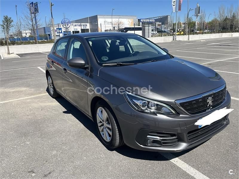 Käytetty Peugeot 308 Active 110 HP (80 kW) 2017 Harmaa Sedan