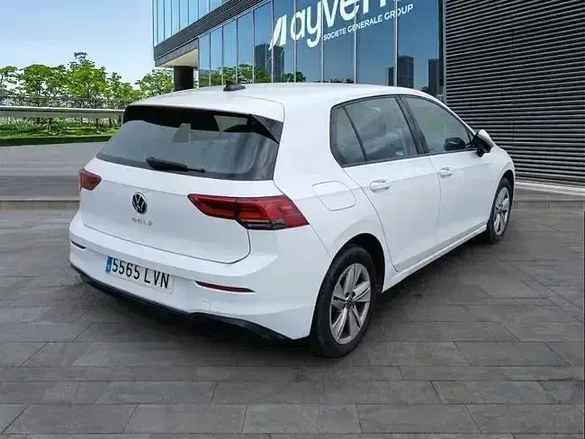 Usado VW Golf VII 115 CV (84 kW) 2021 Blanco Utilitario