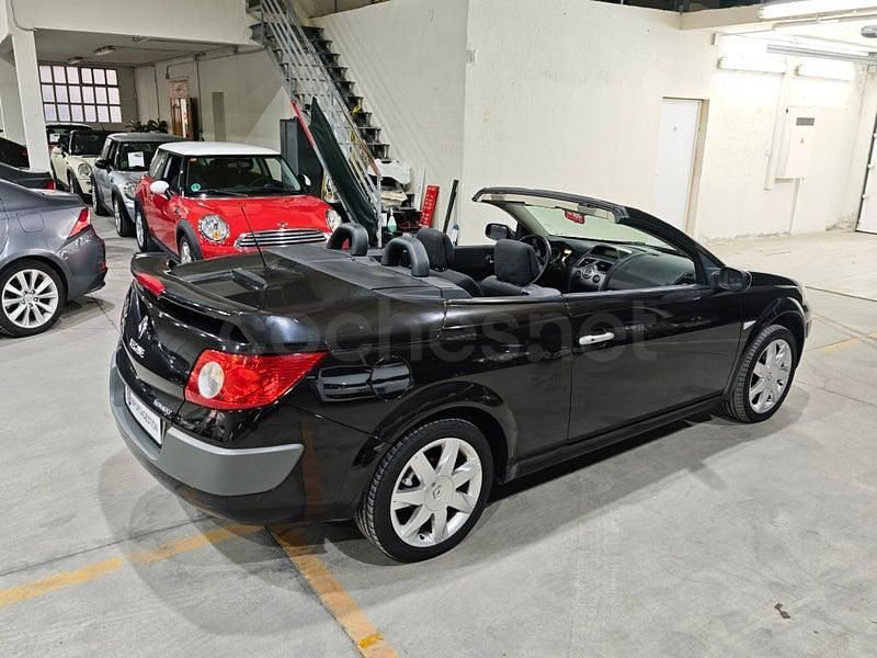 Usado Renault Mégane Cabriolet Dynamique 110 CV (80 kW) 2007 Negro Descapotable