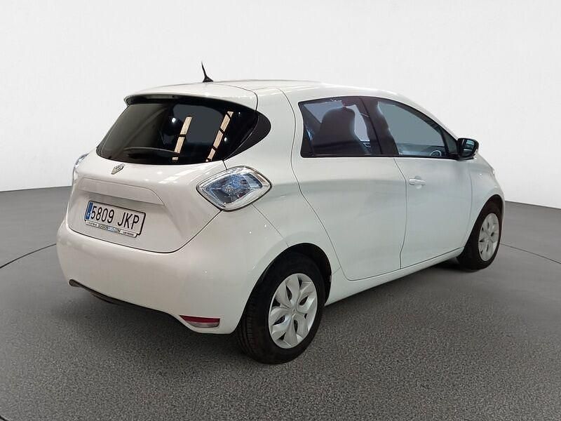 Usado Renault Zoe Life 64 kW (88 CV) 2015 Blanco Utilitario
