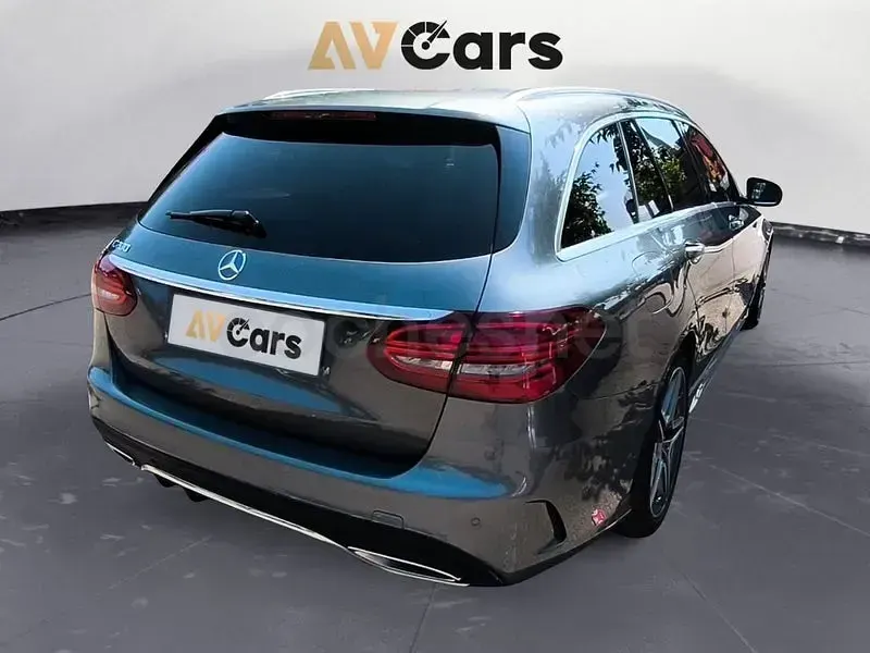 Usado Mercedes C200 184 CV (135 kW) 2020 Gris / plata Familiar