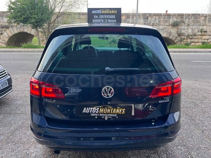 Usado VW Golf Sportsvan Advance 110 CV (80 kW) 2015 Azul Monovolumen