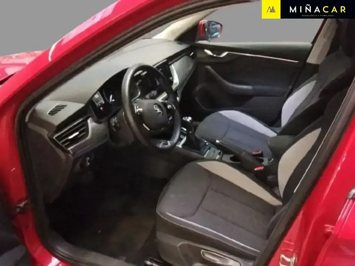 Usado Skoda Kamiq Style 150 CV (110 kW) 2023 Rojo SUV