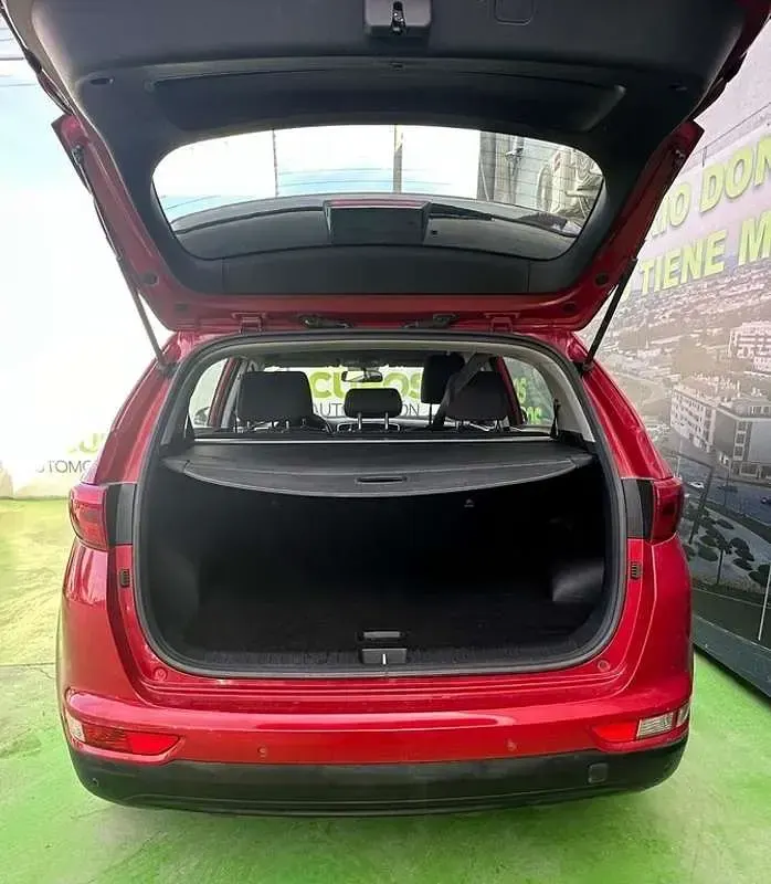 Usado Kia Sportage 132 CV (97 kW) 2018 Rojo SUV